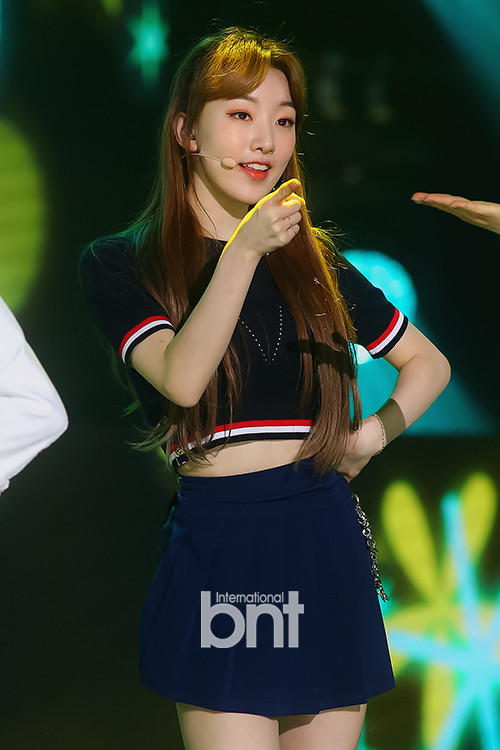 유아이 이미지