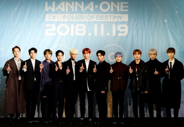 Thank you for the big prize, Wannable.Boy group Wanna One is the first place of The ShowI gave my impression.Wanna One appeared on SBS Plus, SBS funE and SBS MTV The Show on the 27th, and competed with EXID and NCT 127, and became the main character of The Show Choice with Spring Wind.On the other hand, Wanna One released its first regular album 111=1 (POWER OF DESTINY) on the 19th.The title song Spring Wind is a fate (DESTINY) that you and I have missed each other as one, but it contains the will (POWER) to meet again and become one by fighting against the fate.