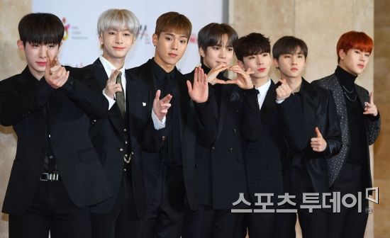 The 2018 Asia Artist Awards (2018 Asia Artist Awards) Red Carpet Event was held in Paradise City, Yeongjong-do, Incheon on the afternoon of the 28th.Group Monstar X, who attended the event, is stepping on Red Carpet. November 28, 2018.
