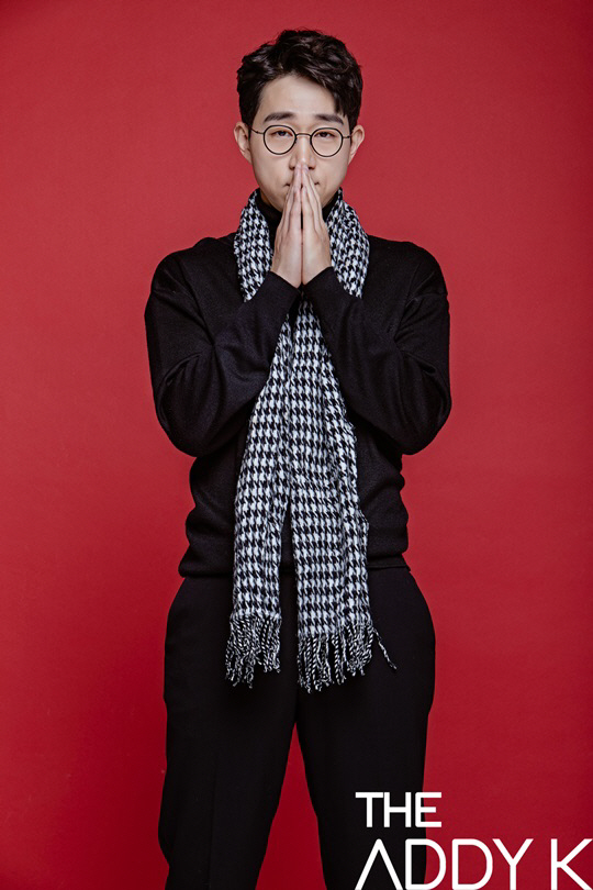 Actor Choi Seong-won has been working on a photo shoot with Eddie Kei (ADDYK).In this photo, which was released through the webzine of the December issue of fashion magazine Eddie (ADDYK), Choi Seong-won showed calm and languid sensibility with the theme of Romantic Christmas boyfriend look.Choi Seong-wons unique visual was born as the boyish atmosphere and emotional charm combined.Choi Seong-won in the picture utilized the background of RED, green and beige with Christmas atmosphere.Wearing a color block stripe cardigan, Cut completes a romantic Christmas boyfriend look; a white turtleneck, dark jeans and a mans fashion that he wants to date across a check coat.In addition, the blue turtleneck, deep burgundy coat, and the cut wearing a loafer on navy slacks attracted attention by expressing classical sensibility.In an interview after the photo shoot, Choi Seong-won said, I always feel grateful and precious for the given work.I will continue to enjoy the ambassador and the role given in the future as much as possible. I do not have any special plans yet when I ask about the upcoming Christmas plan, but if I do not have an appointment, I will turn on the electric sign at home and watch the movie I want to see in the blanket.Meanwhile, Choi Seong-wons pictorials can be found in the December issue of Eddie Kei (ADDYK) webzine, and on the official online channel and SNS of Eddie Kei (ADDYK).Choi Seong-wons candid interview video can be seen on video on Eddies official channel on YouTube and Naver TV on December 1.