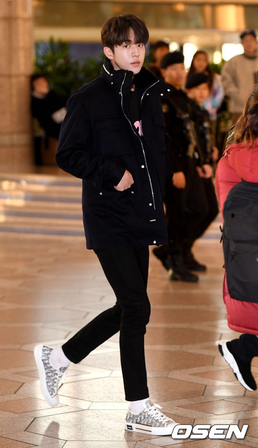 Actor Nam Joo-hyuk is departing through the Gimpo International Airport at the Fashion show in Japan on the morning of the 30th.