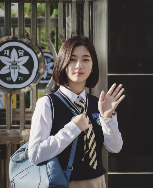 이와이엔터테인먼트 이미지