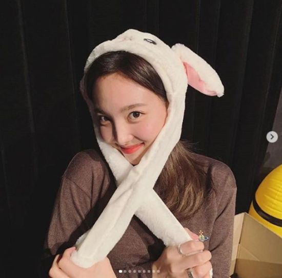 <p>SBS TV ‘Running Man’starring the group TWICE my natural Attractiveness with the topic.</p><p>My Smoking has recently TWICE - “a promise kept”with the photo published.</p><p>Posted photo belongs to me Smoking is a rabbit wearing a hat the first prompt for the expression. Especially those that are deer-like gaze staring at the camera and you can pan me. Especially that of water. the other beauty is eye-catching.</p><p>Seeing these photos, fans are “heart-fluttering” “so cute” “I show love” and “reminiscent of cute too” “Uber me, I smoke”, etc., reactions.</p><p>Meanwhile 2 days be broadcast SBS ‘Running Man’TWICE my natural Attractiveness Samshan public. ‘Song JI Hyo’by the name of Samshan challenge or storm Attractiveness presented, and taken to laughter as it was created.</p><p>Sugar</p>