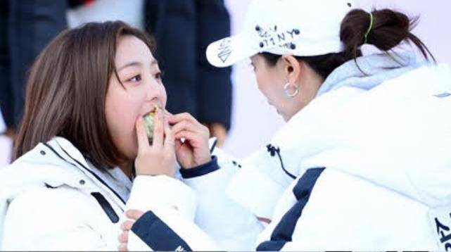 <p>2nd broadcast of Running ManSong Ji-hyo and TWICE sustained a sustained and sistersof the fire breathing Kemi.</p><p>The recent recording of ‘2018 Running Man on the light showing a star’ TWICE have appeared, the same team met with Song Ji-hyo and TWICE the effect as ‘large effect’, ‘small effect’is called the sister Kemi.</p><p>‘Big void’ Song Ji-hyo is a shot my wife TWICE now available in an eye did not often have clothes wholesale trees to topiary, and live yard hard pack warm Sister charm explosion. ‘Small effect’TWICE now available ALSO Song Ji-hyo, your Sister as well and to follow throughout the shot side does not leave a Snowy Road attracted.</p><p>Broadcast is every Sunday at 4 PM 50 minutes.</p>