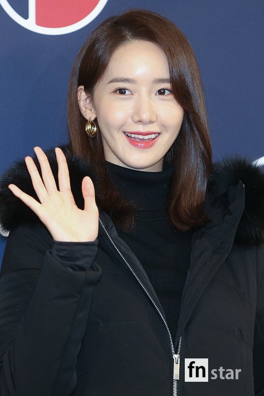Actor and Girls Generation member Im Yoon-ah attended the photo call event of the outer brand Fujob held at the Fujob Dosan Flagship Store in Gangnam-gu, Seoul on the afternoon of the 3rd.