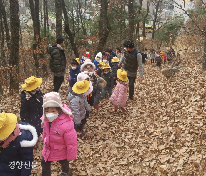 석성숲유치원 이미지