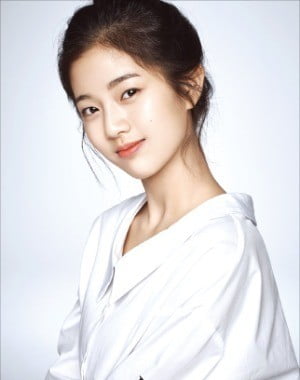 이와이엔터테인먼트 이미지