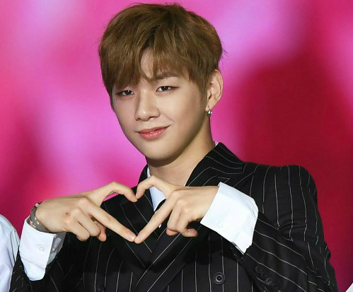 Fanship towards Wanna One Kang Daniel was overwhelming.Wanna One Kang Daniel won the first place with 270 million votes at the December birthday fan Voting, which was held from October 29 to 22 last month by the Idol fan Voting application Photocard App.It was announced on the 10th that it was on the .this Voting first placeFans presented a birthday AD to Dongdaemun Station in time for Kang Daniels birthday.Especially, it is a result of the fans joint Voting, and it will be a more meaningful gift for Kang Daniel because the fans will be able to design the AD.The AD prepared by the fans gathered more attention among the fans at the Wanna One official fan cafe, leaving Kang Daniel saying I want to go to see it myself.