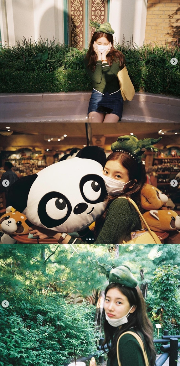 Singer and Actor Bae Suzy has released a recent photo.Bae Suzy posted several photos taken on the play ball One on his 12th day with an explanation of previous on his instagram.In the photo, Bae Suzy is wearing a Mask and wearing a crocodile doll hat, and she is radiating a cute charm.She posed for calyx, hugged the panda doll, and gave her a charming look, lowering her mask and revealing her innocent face.Meanwhile, Bae Suzy is in the midst of filming Drama Vagabond, which is scheduled to air in the first half of 2019, co-starring with Lee Seung-gi.