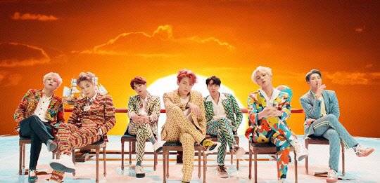 The group BTS Idol Music Video has surpassed 300 million views on YouTube.According to his agency Big Hit Entertainment on the 17th, the Music Video for the title song Idol, the repackaged album Love Yourself Resolution Answer, released by BTS in August, exceeded 300 million YouTube views at 7:32 p.m. the previous day.The Music Video, which has surpassed 300 million views, is already the eighth.Earlier, DNA had 500 million views, Fire Owner and Strike, and Fake Love had 400 million views, Blood Sweat Tears, Mick Drop Remix, and Save ME each surpassed 300 million views.The Idol Music Video boasts visual beauty based on tropical savannah grasslands, Bukcheong lion play, euro-Asian architecture and colorful sets that borrow Korean traditional style.The song was ranked 11th on the Billboard main single chart Hot 100, and the number of views of the Music Video for Idol featured by world-renowned female rapper Nikki Minaj is close to 60 million views.binary line PD
