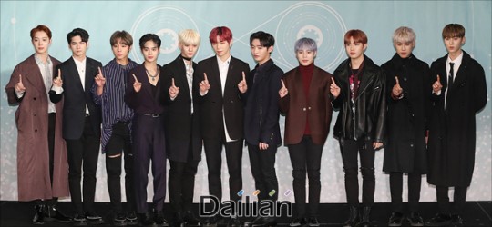 The move of boy group Wanna One is concluded.Wanna One will close the contract on December 31, as scheduled, said Wanna One, a subsidiary of Swing Entertainment.The contract ends on December 31, though Wanna Ones official activities run until January.Wanna One will attend the scheduled year-end awards ceremony, as well as spend beautiful and precious time with fans through the January Concert, which will be the last official schedule.Wanna One, an idol group born through Mnet Survival Program Produce 101 Season 2 last June, started its first album 1X1=1 (TO BE ONE), followed by a prequel repackage 1-1=0 (NOTHING WITHOUT YOU), and a second mini album 0+1=1 (I PROMISE YOU) It released a series of backs and became popular near the syndrome.In addition, through the special album 1=1 (UNDIVIDED), four teams of units were formed to show new charm and growth potential.The first Music album 111=1 (POWER OF DESTINY), released on November 19, broke its own record of exceeding 438,000 copies in initial sales.The title song Spring Wind was the number one player on seven major music charts including Melon, Mnet and Naver Music.In June, he held ONE: THE WORLD and held a world tour in World14 cities including the United States and Asia for three months, marking everyone as the best boy group in South Korea, including all Worlds beyond South Korea.Swing Entertainment said, I would like to express my gratitude to 11 youths and Wanna One who showed a wonderful appearance for about a year and a half, and will also support new start and activities in the future.I would like to express my deep gratitude to many fans at home and abroad who have loved Wanna One in the meantime, and I hope you will support and bless the future of Wanna One members. 