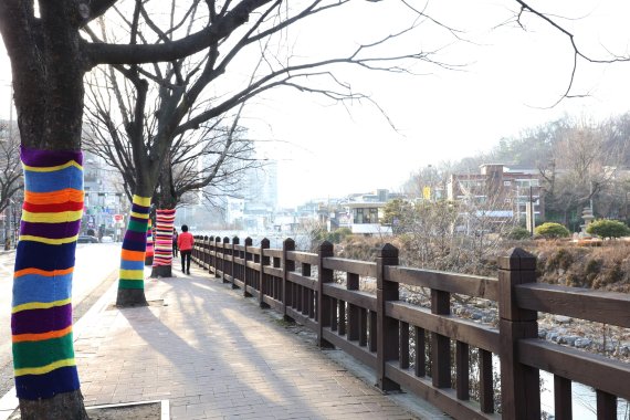 빛깔 이미지