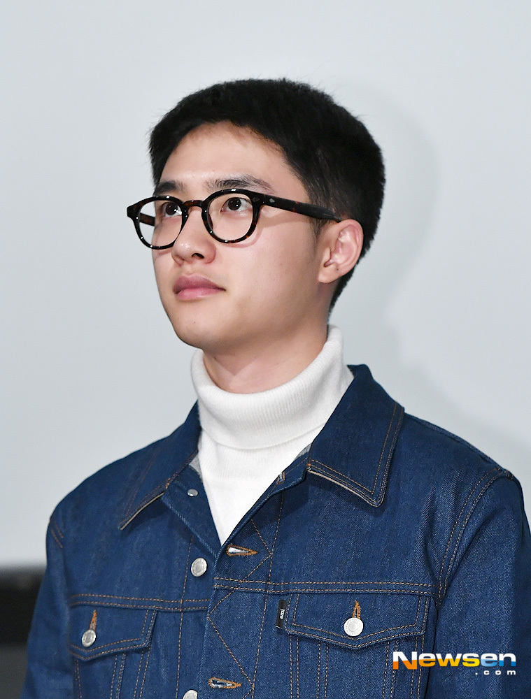 Actor D.O. (EXO D.O.) attends the stage greetings for the opening of the movie Swing Kids at CGV Yongsan I-Park Mall in Yongsan District, Seoul, on the afternoon of December 19.useful stock