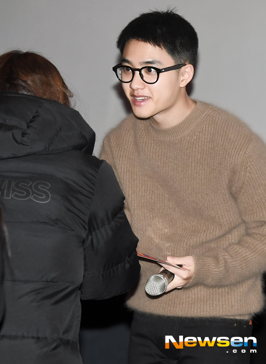 The movie Swing Kids (director Kang Hyung-chul) stage greeting was held at Megabox Shinchon, Seodaemun-gu, Seoul, on the afternoon of December 21D.O. attended the meeting.Meanwhile, Swing Kids is a film about the birth of the heartbreaking birth of the Swing Kids, a dance dance group that was united in 1951 with passion for dance in Geoje Island prison camp.(Exo Dio), Park Hye-soo, and Oh Jung-se were hot.Jung Yu-jin