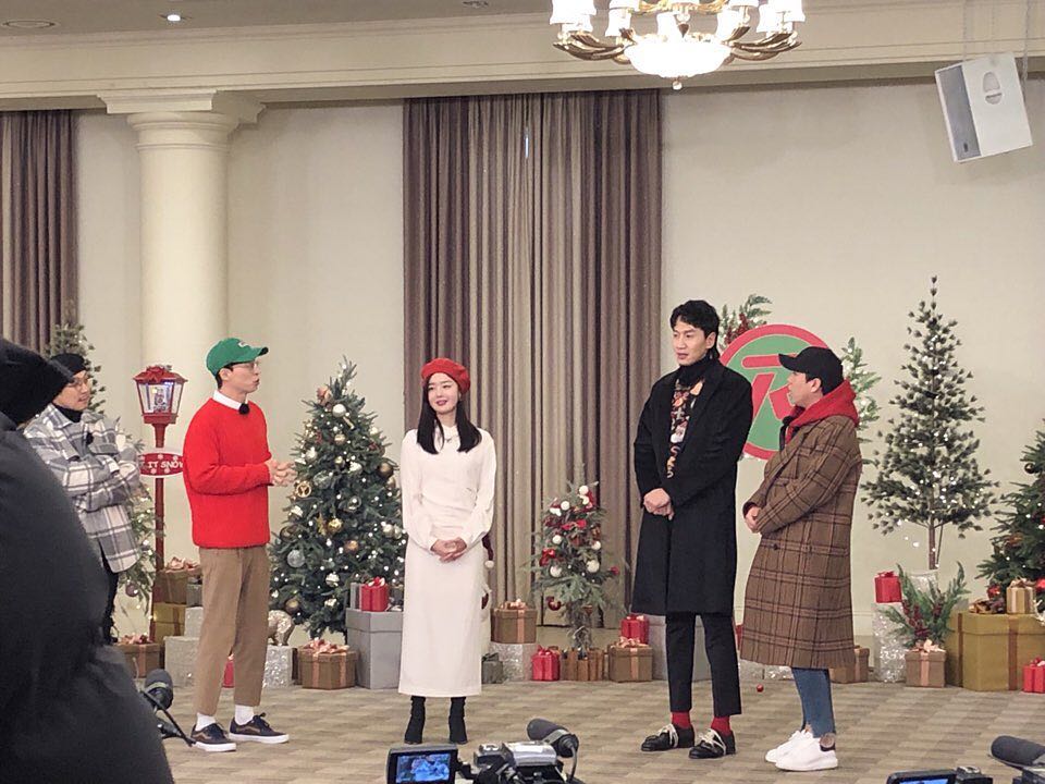 <p>Han Sunhwa Running Manappearances.</p><p>Incognito-born actress Han Sunhwa is 12 22-Running Man back. Christmas is tomorrow Christmas specialsarticle and photos published.</p><p>The revealed picture, Han Sunhwa is SBS Running blind shoot on in full swing. Yoo Jae-Suk, Kim Jong Kook, Lee Kwang-Soo and talk.</p><p>Meanwhile, Han Sunhwa is half of this year, broadcast MBC drama Daryl husband today, has starred in</p>