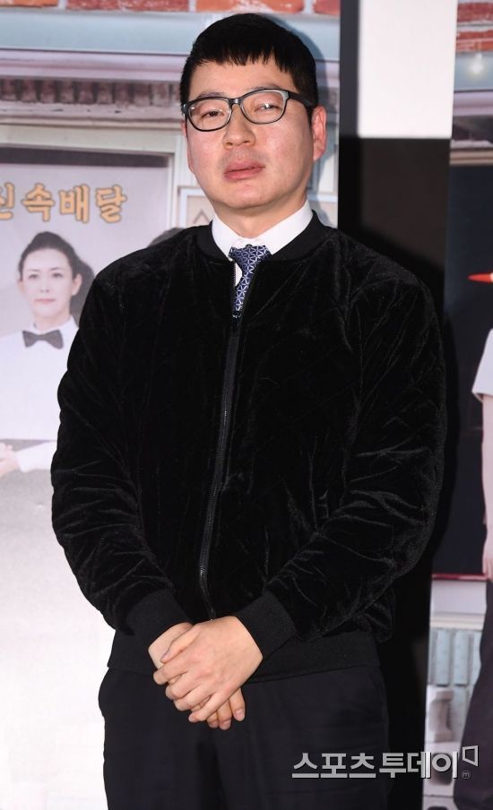 [단독] 韓 이상우 감독, 크리스마스 소재 독일 공포 영화 연출 | 인스티즈