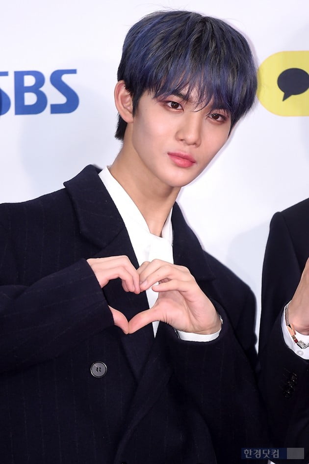 Group Wanna One Bae Jin Young attended the 2018 SBS Song Daejeon red carpet event held at Gocheok Sky Dome in Gocheok-dong, Seoul on the afternoon of the 25th.