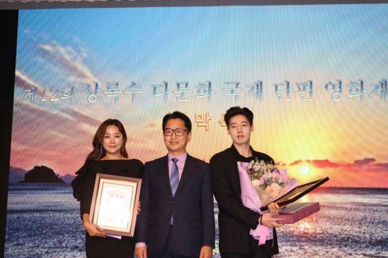 성현 이미지