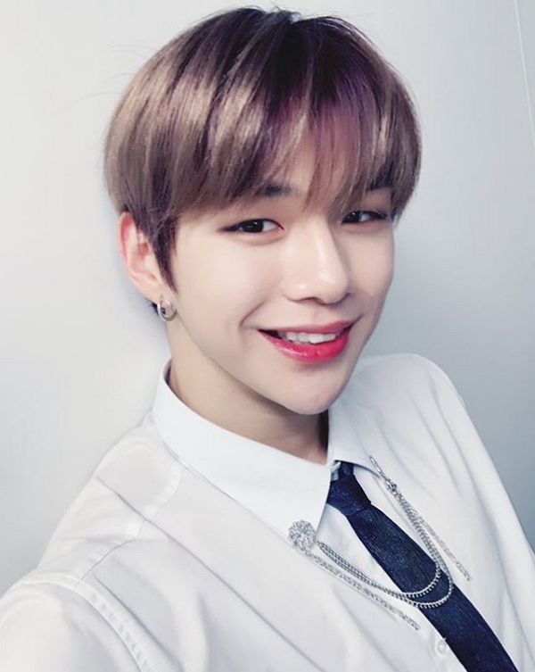 Wanna One Kang Daniel has opened an Instagram   account.On the 2nd, Kang Daniel created an official Instagram   account and posted three photos in succession.The first post was a Selfie of Kang Daniel in a white shirt, who greeted fans in English, saying Hello.Kang Daniel then greeted Happy New Year with a picture of a pink hood and uploaded a picture of a trophy.Kang Daniels official account ID has exceeded 500,000 Followers in a day of opening, and Followers are now increasing at a rapid pace.Meanwhile, Kang Daniels group Wanna One completed its official activities on December 31 last year.Wanna Ones last schedule is 2019 Wanna One Concert [Therefore] at the Gocheok Sky Dome in Guro-gu, Seoul from January 24th to 26th.