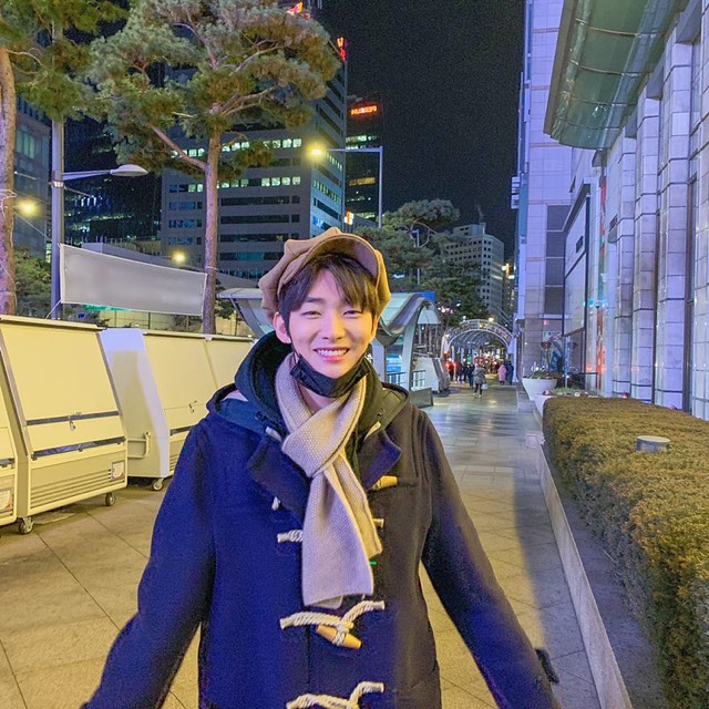 Wanna One Yoon Ji-sung has opened an Instagram   account.Yoon Ji-sung opened an Instagram   account on the 2nd and posted an article entitled Hello, its Yoon Ji-sung. Ill meet you often in the future ~ take care of your rice.In addition, a bright smile and a cute pose were taken with a picture attached to the eye.On December 31, after the end of Wanna One activities, 11 members are starting their personal activities, and Yoon Ji-sung also announced active communication with fans through Instagram  .Also, from February, he will be on stage for the musical Days of the Day and will act as a musical actor.Unlike the other 10 members, Yoon Ji-sung is said to be preparing to release a solo album as it is highly likely to join the company in the first half of the year.Photo: Yoon Ji-sung Instagram  