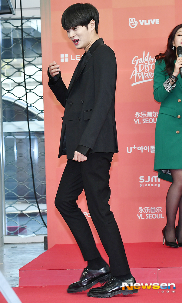 <p>Wanna One Lee Dae-hwi 1 6 PM Seoul Guro Gocheok Sky Dome opened in ‘33rd Annual Golden Disc Awards Awards’ music division awards ahead of the open the red carpet and photo wall to pose in after retirement.</p>