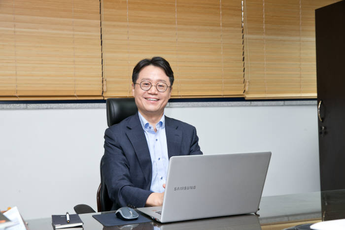 (주)비츠로셀 이미지