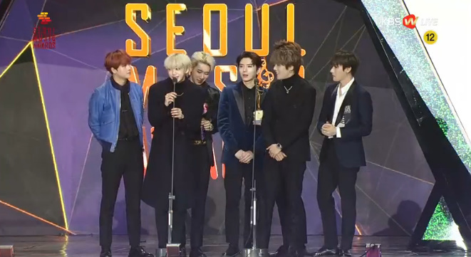 Monsta X held the main prize trophy in his arms at the 28th High1 Seoul Song Awards (Seogadae) held at Gocheok Sky Dome in Guro-gu, Seoul on the afternoon of the 15th.Monsta X said, Thank you to the people who have received this award, the staff, and I love the fans.Monsta X added, It is an honor to be able to join many singers in a big place. Everyone wants to be careful about fine dust, healthy and happy.