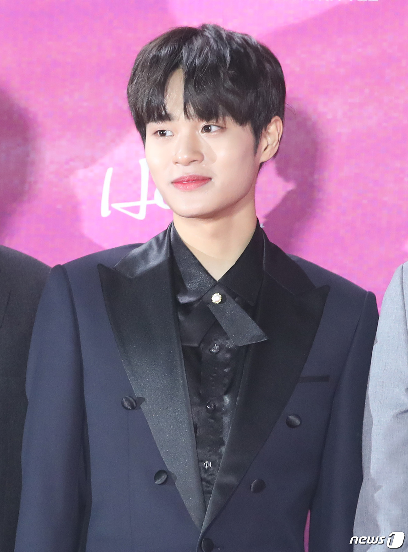 Seoul:): Wanna One Lee Dae-hwi poses at the 28th High1 Seoul Song Awards red carpet event held at Gocheok Sky Dome in Guro-gu, Seoul on the 15th. 2019.1.15