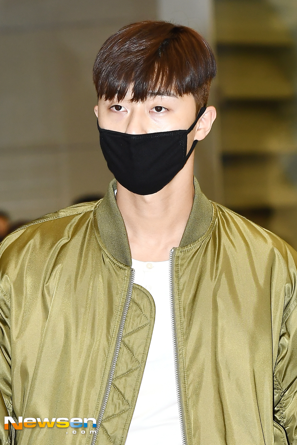 Actor Park Seo-joon arrived at Incheon International Airport in Unseo-dong, Jung-gu, Incheon on the afternoon of January 15 after finishing the AD shooting.Actor Park Seo-joon is entering the country with an airport fashion.exponential earthquake
