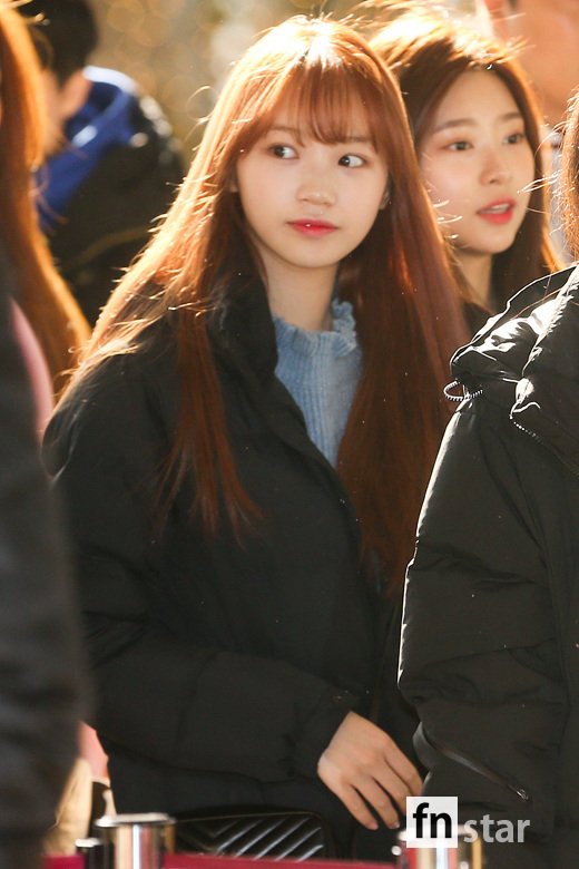 Group IZ*ONE left Japan Tokyo on the afternoon of the 16th through Gimpo International Airport to prepare for the Japan release album promotion.