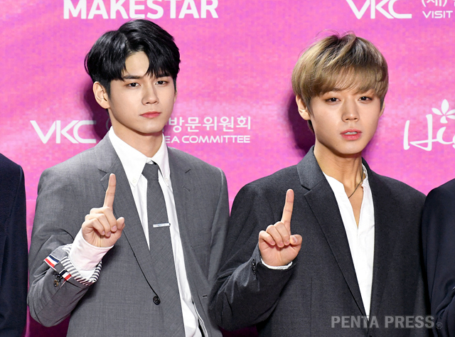 Group Wanna One Ong Actor, Park Jihoon poses at the Seoul Song Awards.The 28th High1 Seoul Song Awards were held at Gocheok Sky Dome in Seoul. The High1 Seoul Song Awards were the first music awards held in 1990 to promote popular music.The Grand Prize, the New Artist Award, the Best Album Award, the Best Sound Award, the Performance Culture Award, and the Korean Wave Special Award.A novel view of the world -Correction, Deletion, and Other Inquiries