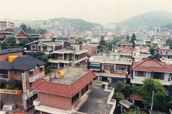 서울 강북 연희동 일대의 단독주택 밀집지역. [중앙포토]