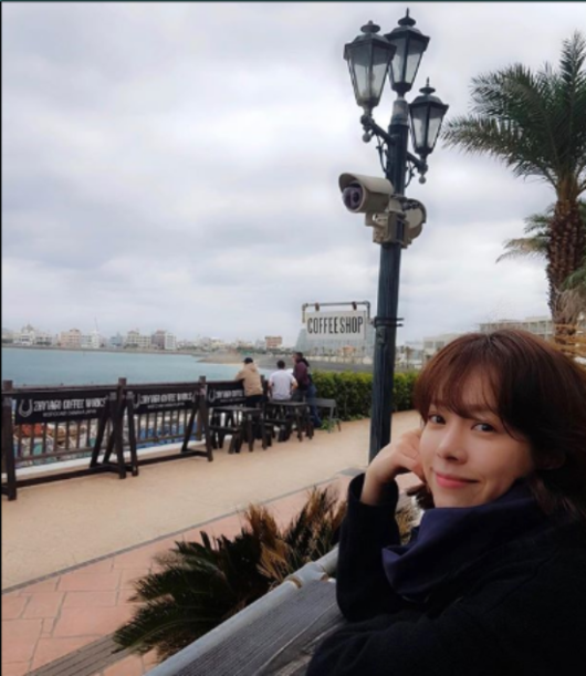 <p> Actress Han Ji-min, this laid some of the public.</p><p>Han Ji-min is 21, Afternoon their SNS to post photos. The picture Han Ji-min is Bada, and unwind.</p><p>Han Ji-min is coming 2 11 aired tvN new drama snow Bushstarred in. [Photo] Han Ji-min SNS</p><p> Han Ji-min SNS</p>