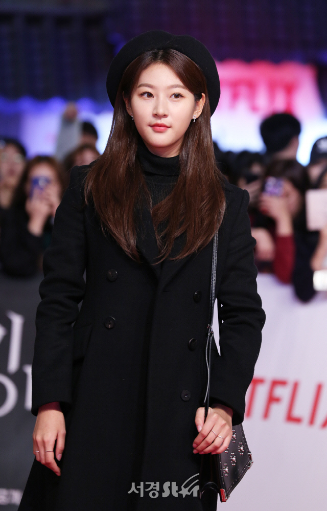 아름다운킹덤 이미지