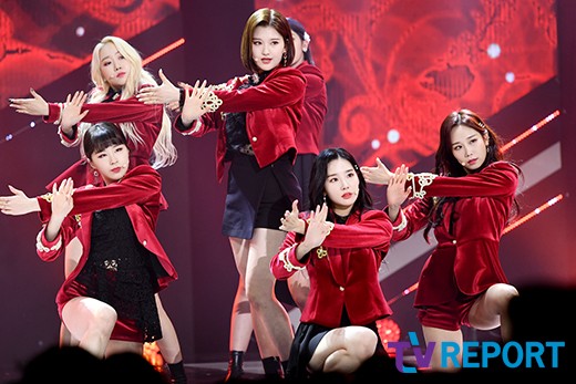 Girl group Wang Feifei Burrit is performing a live performance on SBS MTV The Show live broadcast at SBS prism tower in Sangam-dong, Mapo-gu, Seoul on the afternoon of the 22nd.The Show, hosted by Geno of NCT and Jang Ye-eun of Ciel, featured Mustby, Gracie, ATIZ, Oneus, Berryberry, Wang Feifeivarit, Voisfer, Lucas, Nature, Knacken, Astro, LaBoom, Enflying, Girlfriend, and Lee Min-hyuk of Bituby.