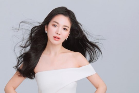 Song Joong Ki Song Hye Kyo Again With The Long Hair It Was A