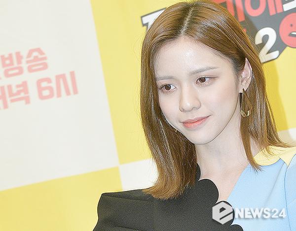 Actor Jung Hye-rin attended the TVN D digital drama Its okay to be a little sensitive production presentation held at Stanford Hotel Seoul in Sangam-dong, Seoul on the afternoon of the afternoon.