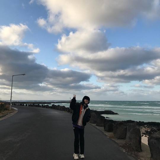 Singer IU has released a photo of a holiday in Jeju Island.IU posted several photos on February 1 with an article Lets rest well on Instagram.The photo showed IU showing off her fairy beauty in the background of Jeju Island, and she said she came to Jeju once again through the Instagram story.IU appeared on JTBC Your Song on January 31 and showed a beautiful live stage and collected topics.hwang hye-jin
