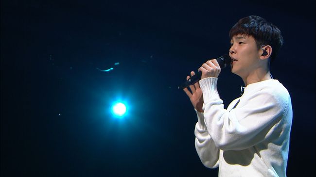 Paul Kim Confessions BTS FanshipAs soon as it was announced on KBS You Hee-yeols Sketchbook recording on the 29th of last month, Fulkim opened the stage with the green light which became the topic of the chart.He caught the eye by conveying the composition story reminiscent of a youth drama.Paul Kim, who has become a strong player in the music industry such as Every Day, Every Moment and Meet You during last year, is spending days full of mourning.At the awards ceremony, he recalled an unforgettable meeting with BTS and said, Its Ami.Paul Kim also surprised everyone by showing his dancing skills that he had once dreamed of Korean Justin Bieber.Paul Kim confessed that he had a history of playing his demo music to a musician who knows everything even before his debut.Paul Kim vividly reenacted the situation at the time and expressed his gratitude.Paul Kim also said Lee So-ra as the most influenced singer and said, Why did I start music?He then sang Lee So-ras Applying Song, which recently reached number 1-2 on the chart alongside Paul Kims song, and expressed his respect and appreciation for Lee So-ra.You Hee-yeols Sketchbook