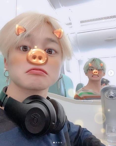 Grass charms.This charm is so BTS.Group BTS left for LA on the 9th day to attend the Grammy Awards.In this regard, BTS members took a departure ceremony photo taken on the plane through the official SNS of 9th day agency Big Hit EntertainmentI posted the article.BTS members in the public photos show off their natural charm by taking comfortable costumes and poses.It was natural that fans were united in charms like sesame.Members are required to take such a Celebratory photoLets Go!!, I will come, and Thank you for the gift I can not forget.Meanwhile, BTS will attend the 61st Grammy Awards on October 10 as a prize winner.Photo: Official Instagram of Big Hit Entertainment