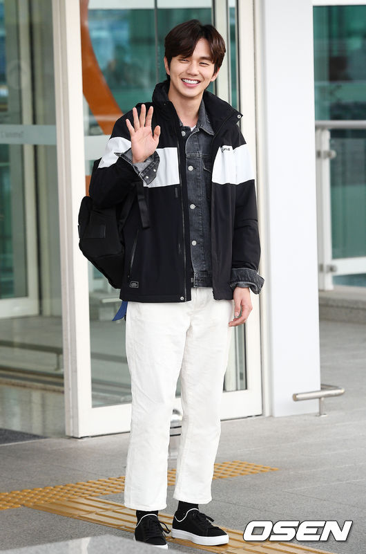 Actor Yoo Seung-ho is leaving for United States of America LA via Incheon International Airport on the afternoon of the 10th