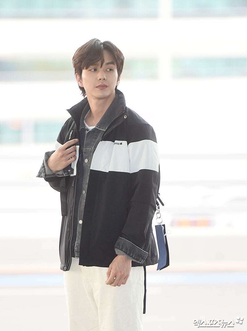 Actor Yoo Seung-ho is leaving for Los Angeles through Incheon International Airport on the afternoon of the 10th.