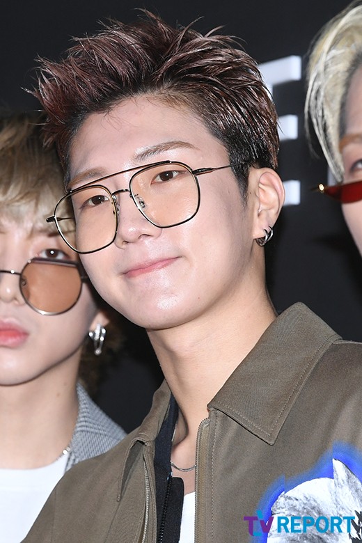 Seung-Hoon Lee of the group WINNER attended an eyewear brand launch event held on the boulevard of Sinsa-dong, Gangnam-gu, Seoul on the afternoon of the 14th.