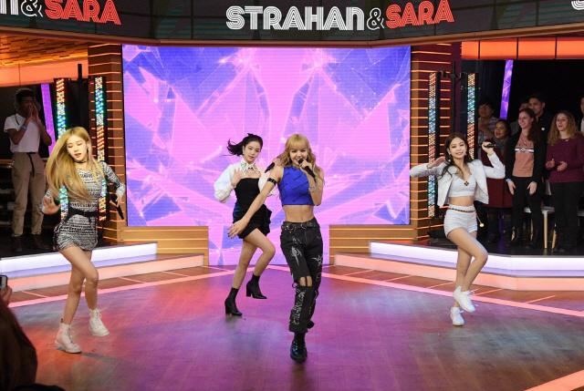 BLACKPINK has become a global girl group by watching the United States of America major broadcasts, including CBS Layt Show and ABC English Vinglish Americas, ABC Strahan and Sarah.On the 15th (local time), BLACKPINK stole the hearts of local fans gathered in Times Square with a stage of Forever Young and a fluent English interview that caught the attention of the United States of America on the air of Strahan and Sara.United States of America ABC Strahan and Sarah has released interviews with BLACKPINKs Forever Young stage through official Facebook and YouTube channels.Prior to the interview with BLACKPINK, the host welcomed BLACKPINK, which is the highest chart record in the history of K-pop history, introducing I wrote a new history with SQUARE UP album and recorded the highest number of K-pop group music videos on YouTube.BLACKPINK has proved that it is a prepared global girl group by responding to various topics from official cheering rod to North America tour in English without blocking it while introducing oneself full of personality in fluent English.He also showed a professional aspect by exchanging witty jokes with the host without any signs of tension.On this day, the host said that BLACKPINK was invited to Coachella as the first Korean girl group and talked about Coachella.I have always been eager about this festival, and I am really honored to be invited as a performer, said Rose. I am excited about music and hot weather, huge bands and singers, and flower-making flowers.Many Blinks are curious about BLACKPINKs comeback schedule, said Jenny Kim. We are working on a new album.I want to say that it will come out soon. Rosé also said, I am working every day in the recording room really hard. He also talked about North America Tour and showed his love for fans.Jenny Kim said, We are meeting the Blinks as the most exciting thing about the North American Tour. Rose also said, We like to see the fans faces brighter. The best thing about the tour is that we can make fans smile and that fans are really happy. He revealed his love for fans.There were cheers from all over the audience.The worlds leading foreign media have featured BLACKPINK, which has received all of its United States of America major broadcasts, as well as Strahan and Sarah, Layt Show With Stephen Colbere and English Vinglish Americas.BLACKPINK has made its United States of America morning broadcast debut through English Vinglish Americas, said United States of America ABC News. They have more than 18 million subscribers on YouTube and the music video has a huge number of views.E! One of Americas largest entertainment mediaNews and BLACKPINK appeared on the English Vinglish Americas and gave a great Todududu stage in front of a lot of fans and studio spectators gathered in New York Times Square to watch the live performances of those on the huge billboard. The UMG Grammy Artist Showcase stage has become a real-time trend around the world on Twitter, he said. Considering this enthusiastic interest in BLACKPINK, their United States of America tour is expected to be a successful start.United States of America Billboard said, The hashtag BLACKPINKonLSSC has become a real-time trend in social media worldwide as fans who are excited about the expectation of Layt Show wait for BLACKPINK to appear.United States of America Rolling Stone praised BLACKPINKs ability, saying, All the members were shining with rap performance and high-pitched technique on the stage that appeared on the United States of America broadcast.BLACKPINK, who has appeared in the most popular program in United States of America every day and has clearly imprinted his presence throughout the United States of America, will be on stage for the first time on April 12th and 19th, the United States of Americas largest music festival, Coachella Valley Music and Arts Festival.Starting with Los Angeles on April 17, he will go on a North American tour with six performances in six cities, including Chicago on April 24, Hamilton on April 27, Newark on May 1, Atlanta on May 5, and Fort Worth on May 8.