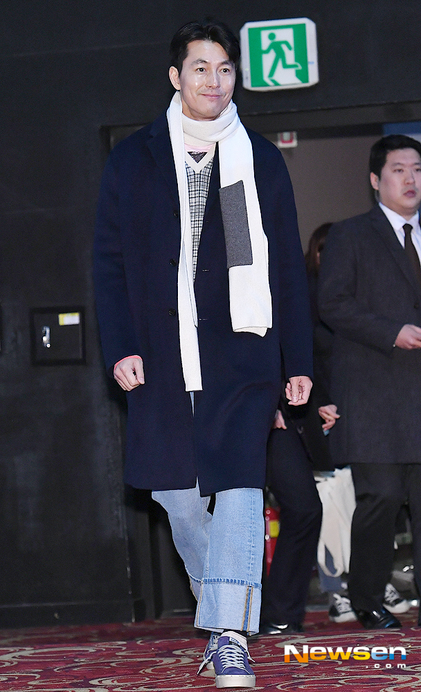 <p>Actor Jung Woo-sung, this 2-November 16 afternoon Seoul Gangseo-GU Lotte Cinema Gimpo Airport store opened in the film witness opening the first stage to attend single-phase climb.</p>