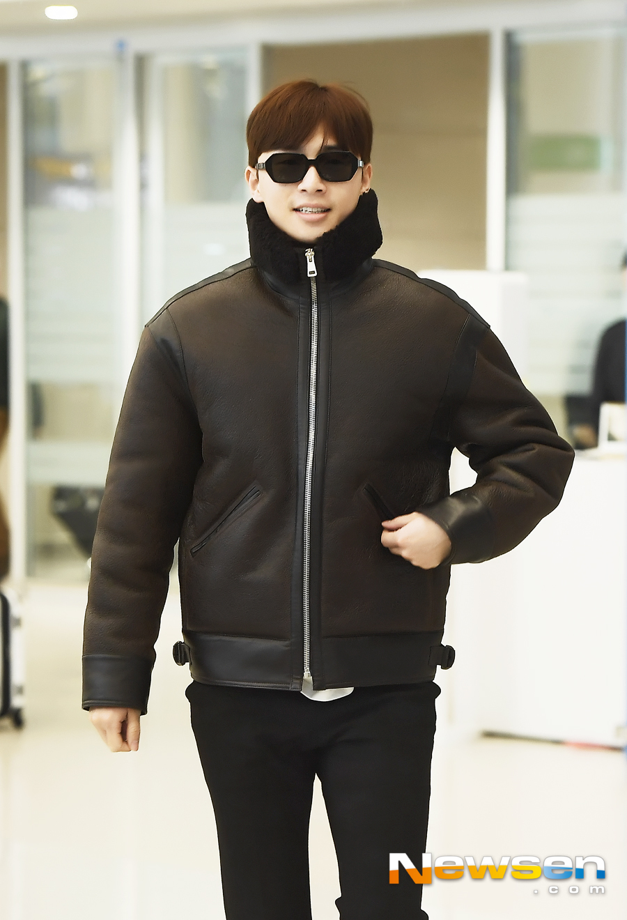 <p>Actor Park Seo-joon this photo shoot and 2 17, PM Incheon Jung-operation in Incheon International Airport through immigration.</p><p>This day, Park Seo-joon, this Arrival point on.</p><p>Meanwhile Park Seo-joon is the year the movie Lion(Director Kim Joo Hwan) the opening ahead. Lionis the father to a lost wound a fighting champion ‘the Dragon’(Park Seo-joon)the priests ‘inner you’(Ahn Sung-ki)to meet the world of a powerful evil(惡)to fit in, its.</p>