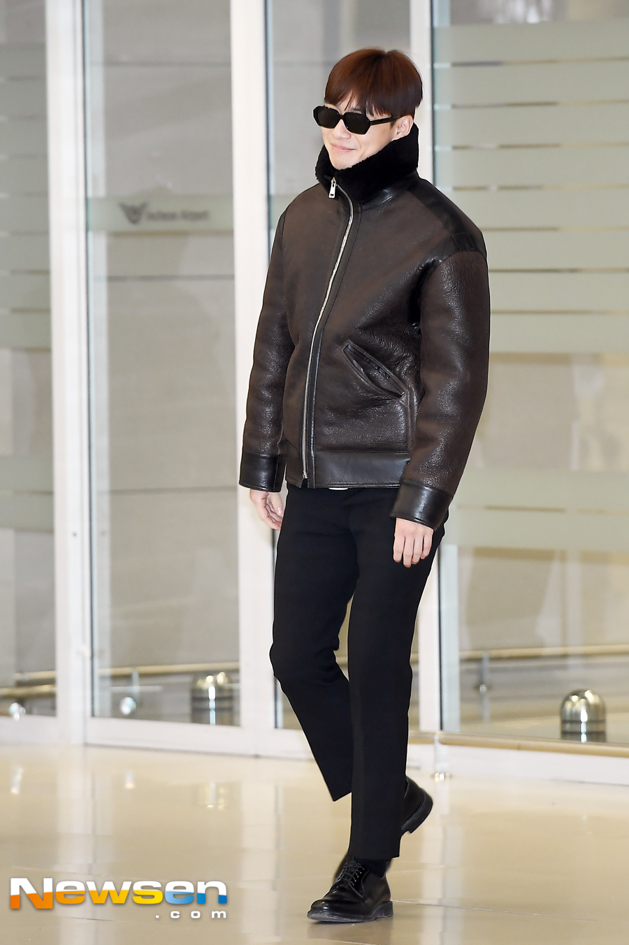 <p>Actor Park Seo-joon this photo shoot and 2 17, PM Incheon Jung-operation in Incheon International Airport through immigration.</p><p>This day, Park Seo-joon, this Arrival point on.</p><p>Meanwhile Park Seo-joon is the year the movie Lion(Director Kim Joo Hwan) the opening ahead. Lionis the father to a lost wound a fighting champion ‘the Dragon’(Park Seo-joon)the priests ‘inner you’(Ahn Sung-ki)to meet the world of a powerful evil(惡)to fit in, its.</p>