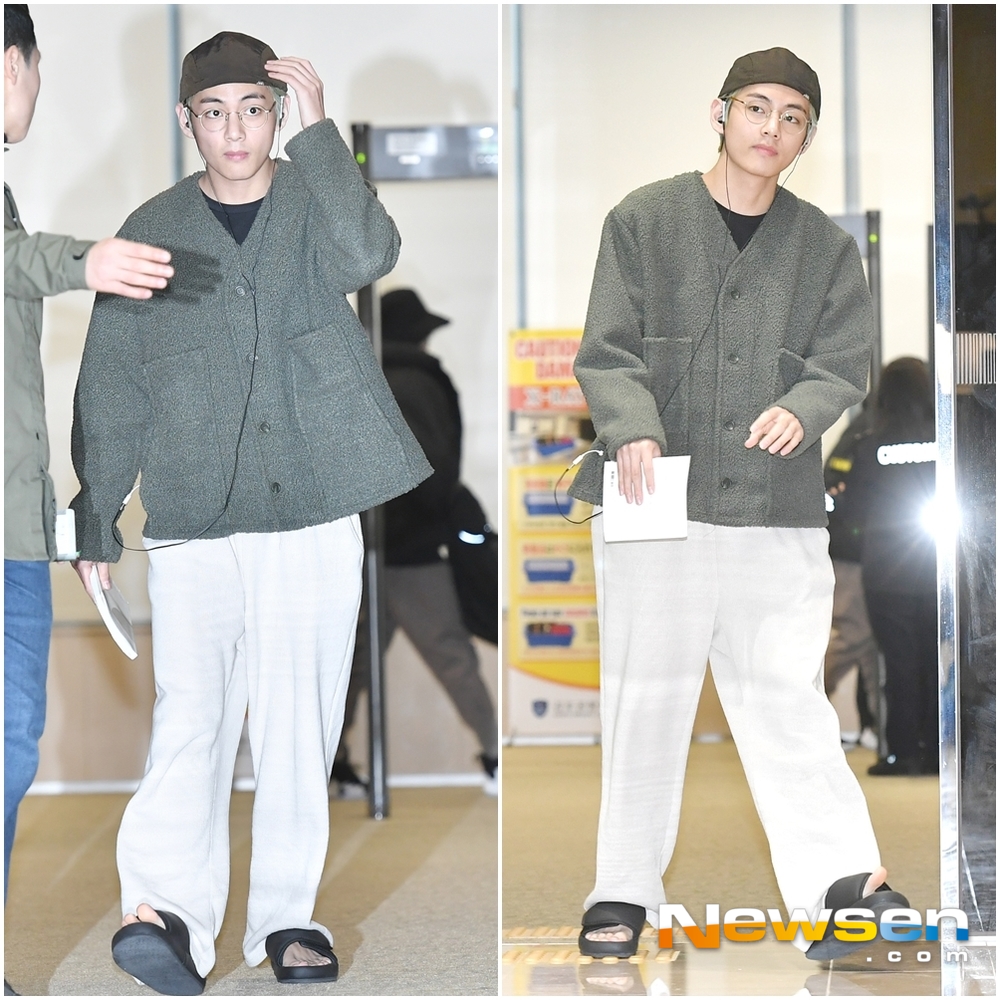 The group BTS is arriving at Gimpo International Airport in Gangseo-gu, Seoul after a concert schedule held in Fukuoka, Japan on the afternoon of February 18th.useful stock