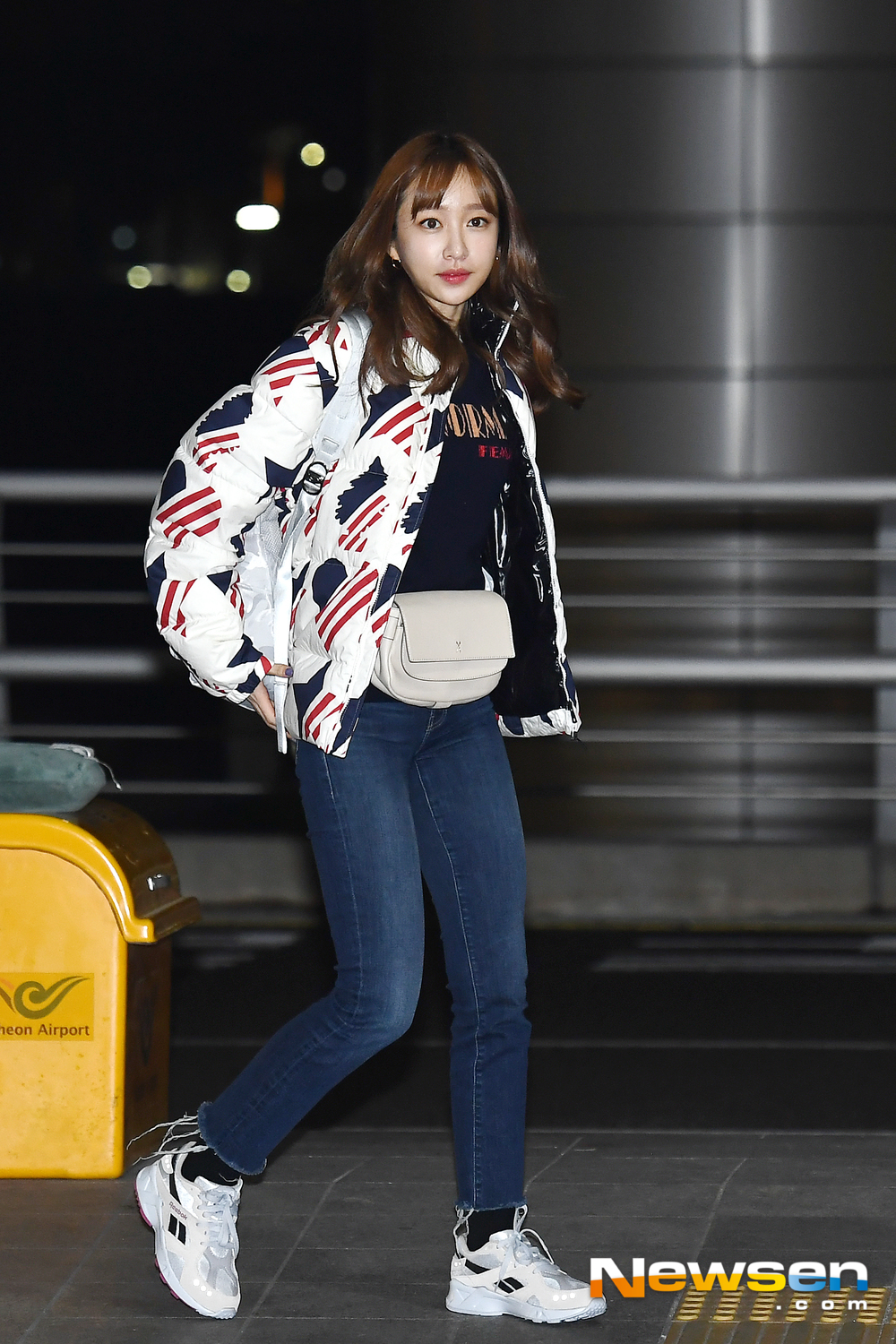 EXID (EXID) member Hani left for Istanbul on the afternoon of February 21st, filming a Turkish film of tvN entertainment Kinnae Tour through Incheon International Airport in Unseo-dong, Jung-gu, Incheon.exponential earthquake