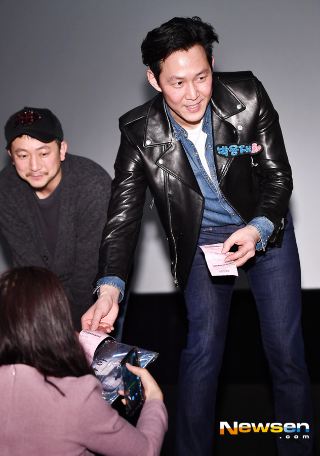 The movie Sabaha stage greeting was held at CGV Wangsimni in Seoul on the afternoon of February 23rd.On this day, Jang Jae-hyun, Lee Jung-jae, Park Jung-min, Lee Jae-in and Lee Dae-wit attended.The movie Sabaha is a true truth that Park, who was tracking the cult, unintentionally unleashed the emerging end of the deer gardenIt is a mystery thriller that captures the process of facing each other.Lee Jae-ha
